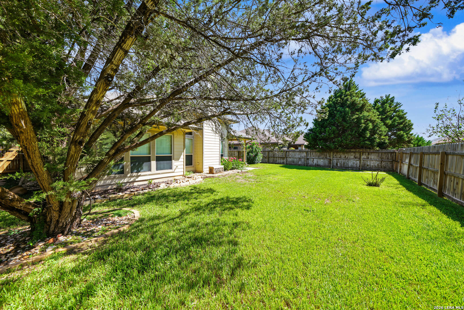15513 DELL LN, Selma, TX 78154