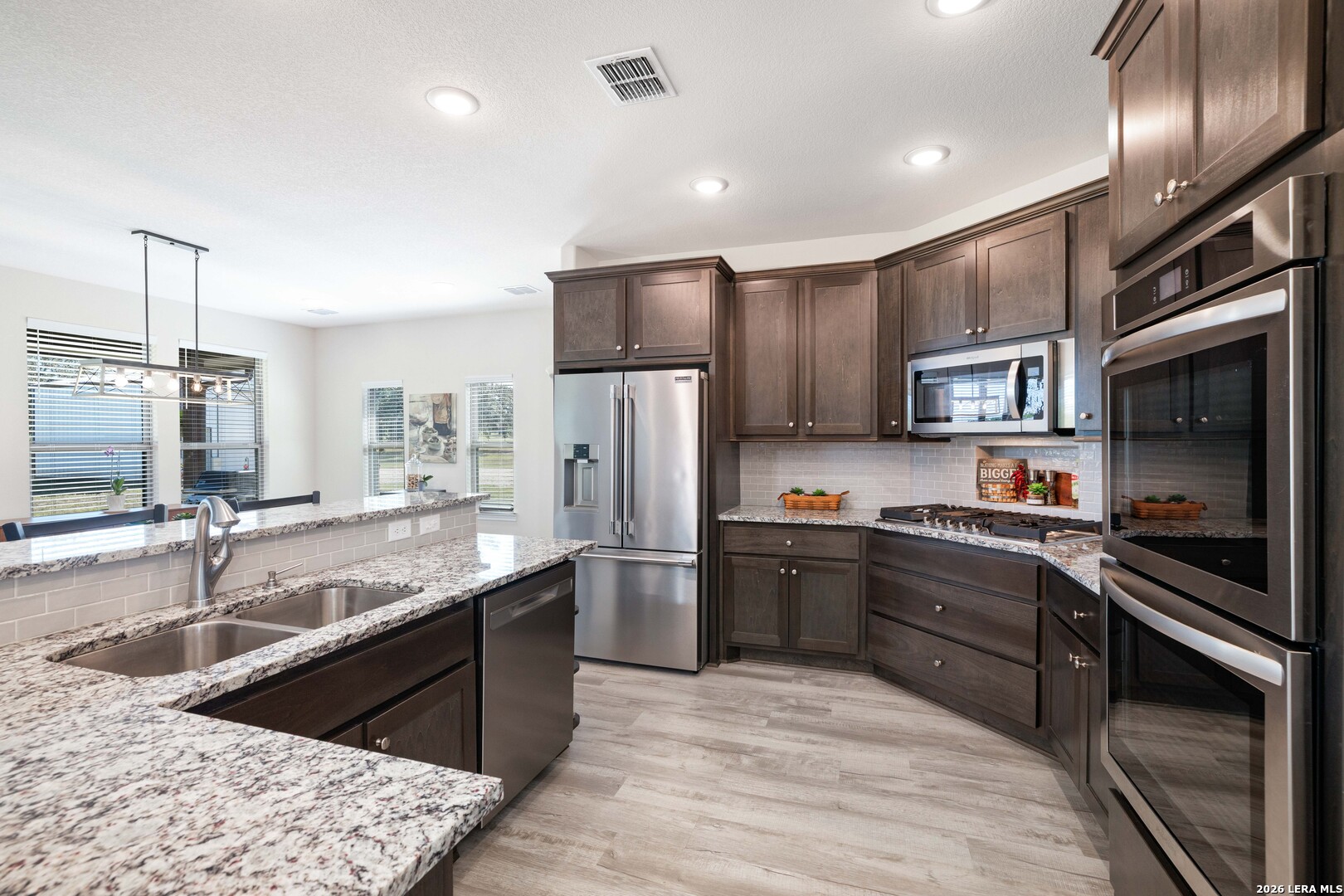 798 Horseshoe Falls, Bandera, TX 78003
