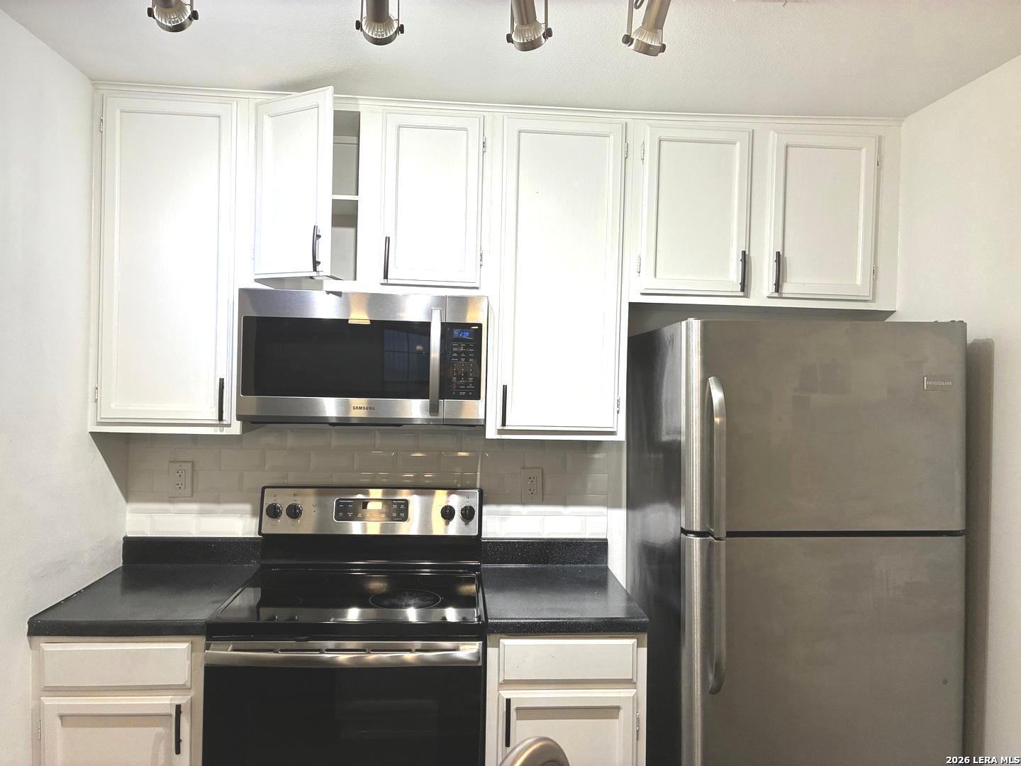4803 Hamilton Wolfe, #103, San Antonio, TX 78229