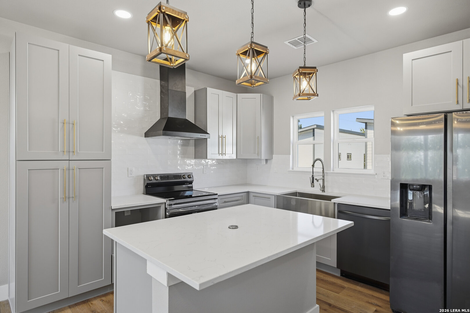 Property photo for 1823 BURNET ST, #201, San Antonio, TX