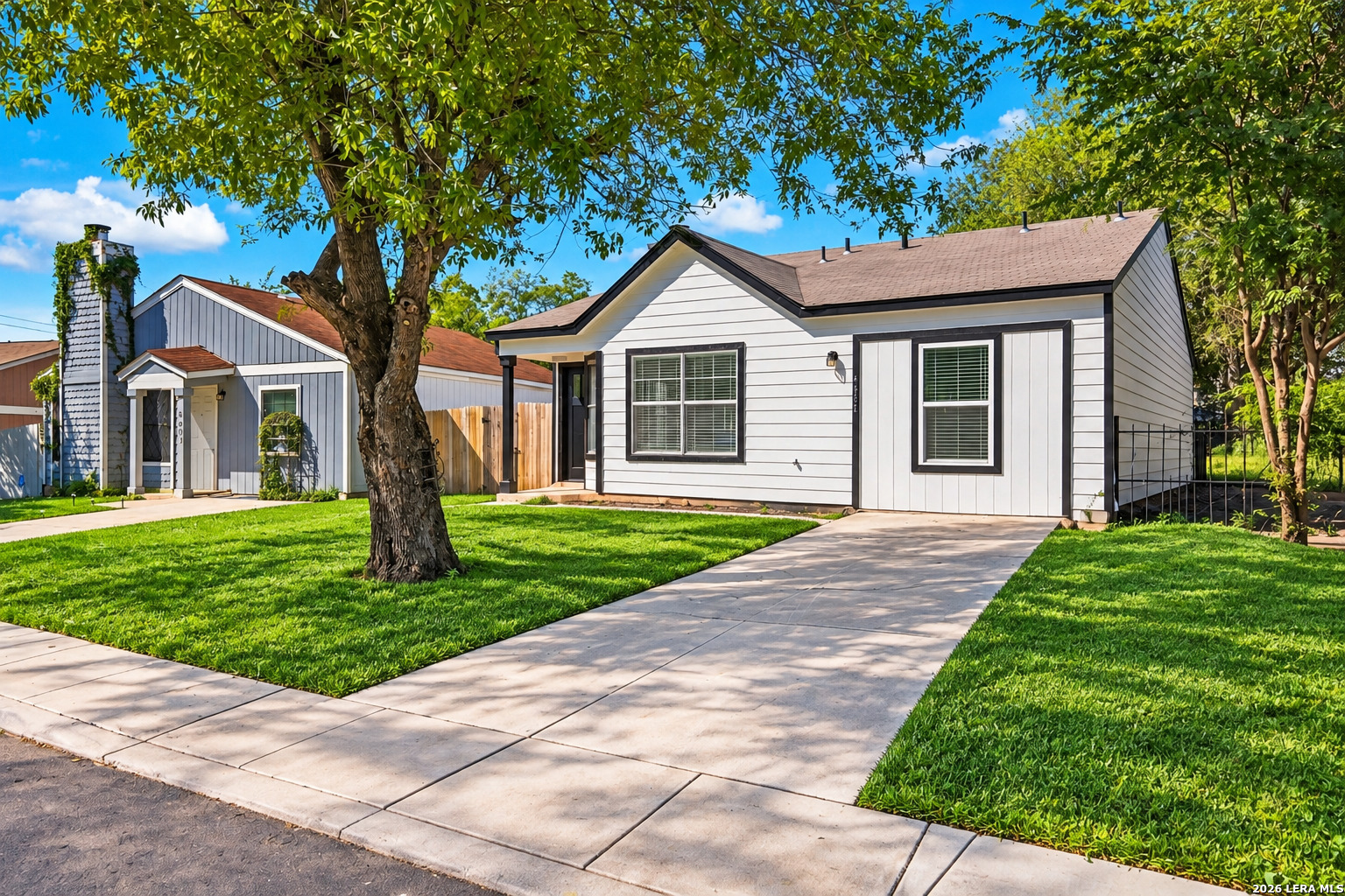 Property photo for 4005 COLONIAL SUN DR, San Antonio, TX
