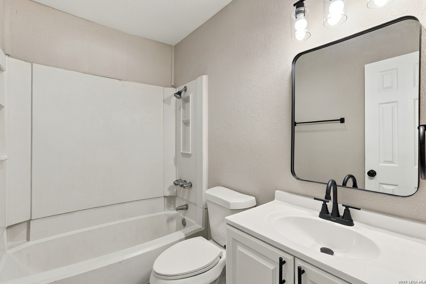4005 COLONIAL SUN DR, San Antonio, TX 78244