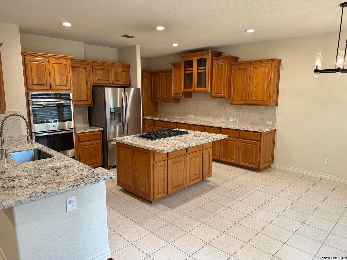 20719 Cactus Loop, San Antonio, TX 78258