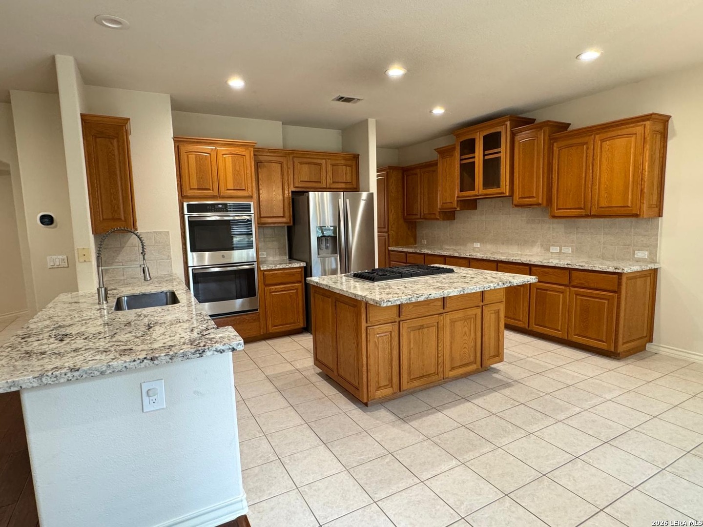 20719 Cactus Loop, San Antonio, TX 78258
