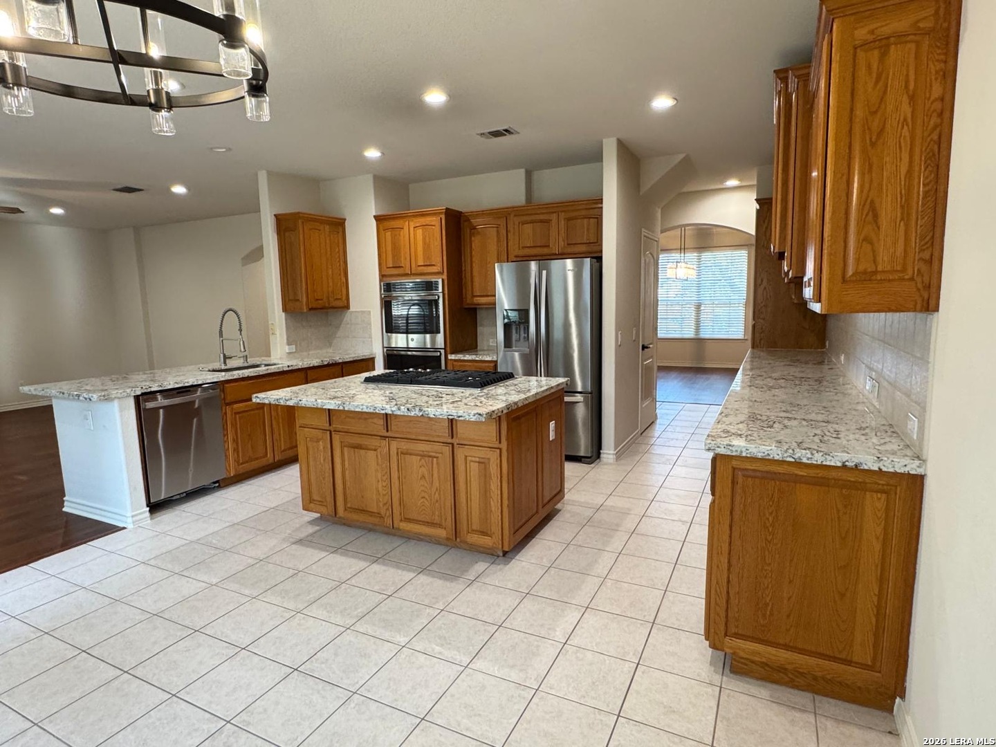 20719 Cactus Loop, San Antonio, TX 78258