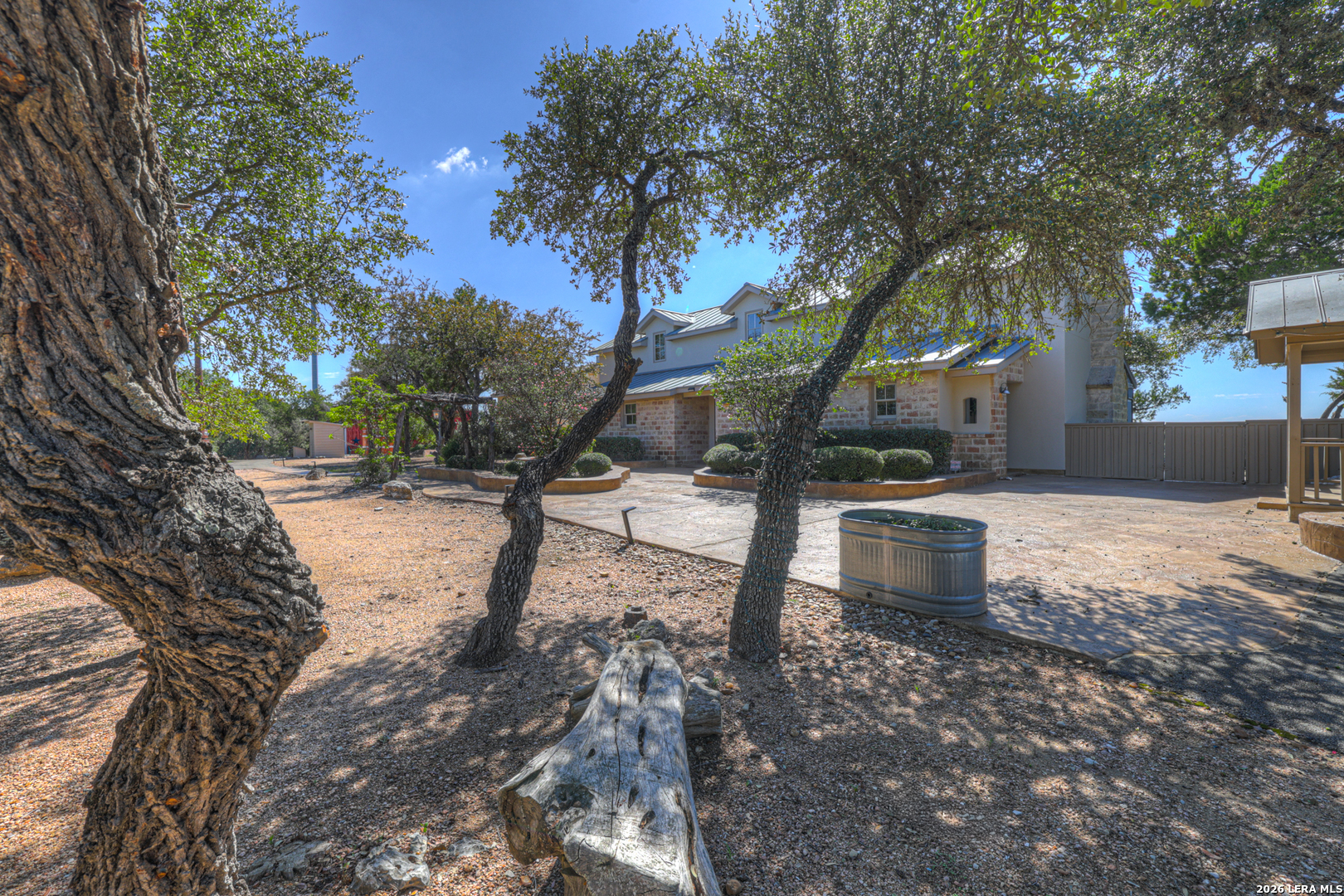 Photo 2 of Single family home for sale at 2119 Lariat Rdg, New Braunfels, TX 78132 | MLS# 2022820 | Listing updated on 2026-10-10