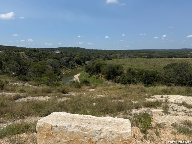 1672 Noble Trl, Canyon Lake, TX 78133