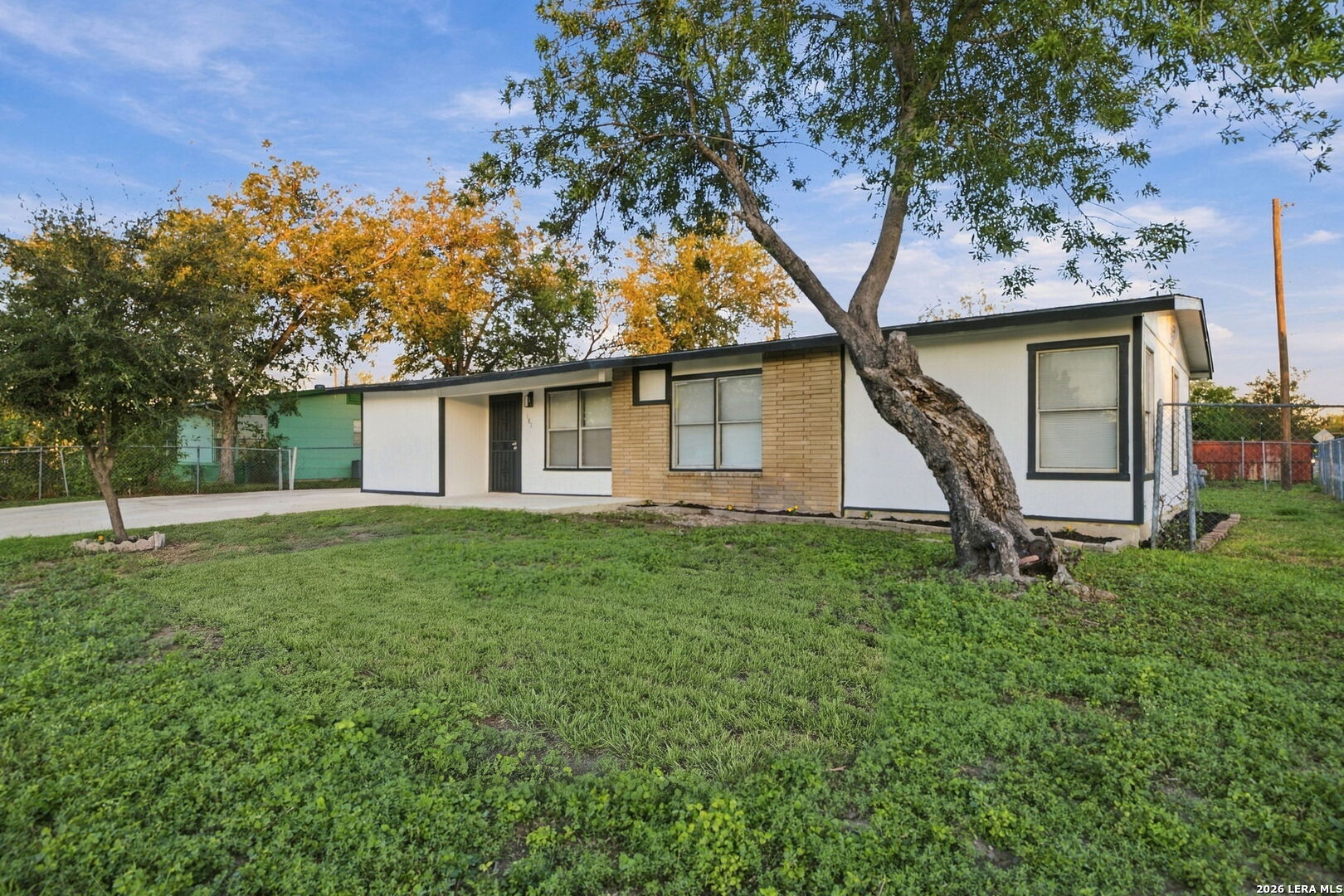 103 CHADWICK DR, San Antonio, TX 78227