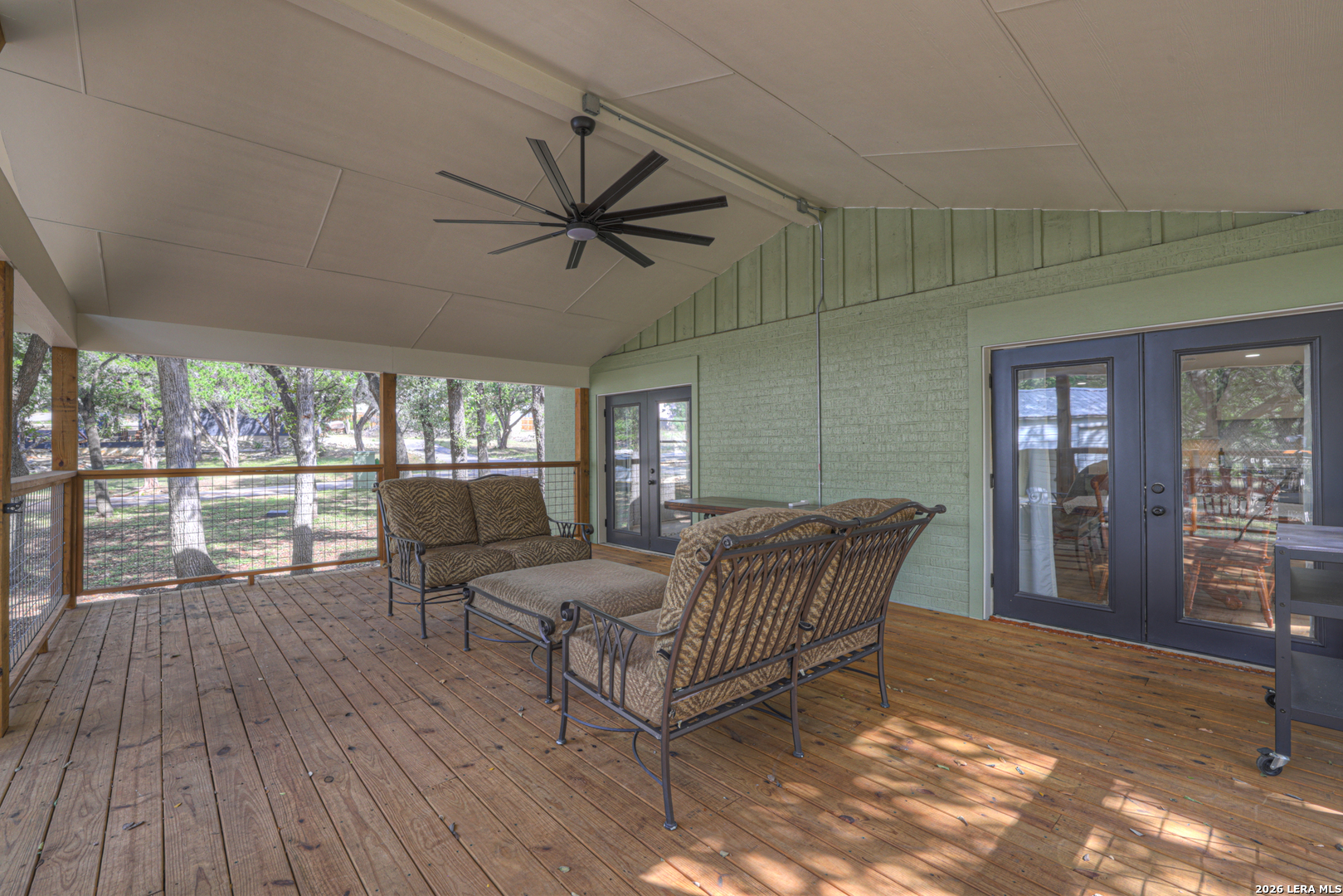767 VALLEY OAKS DR, Canyon Lake, TX 78133