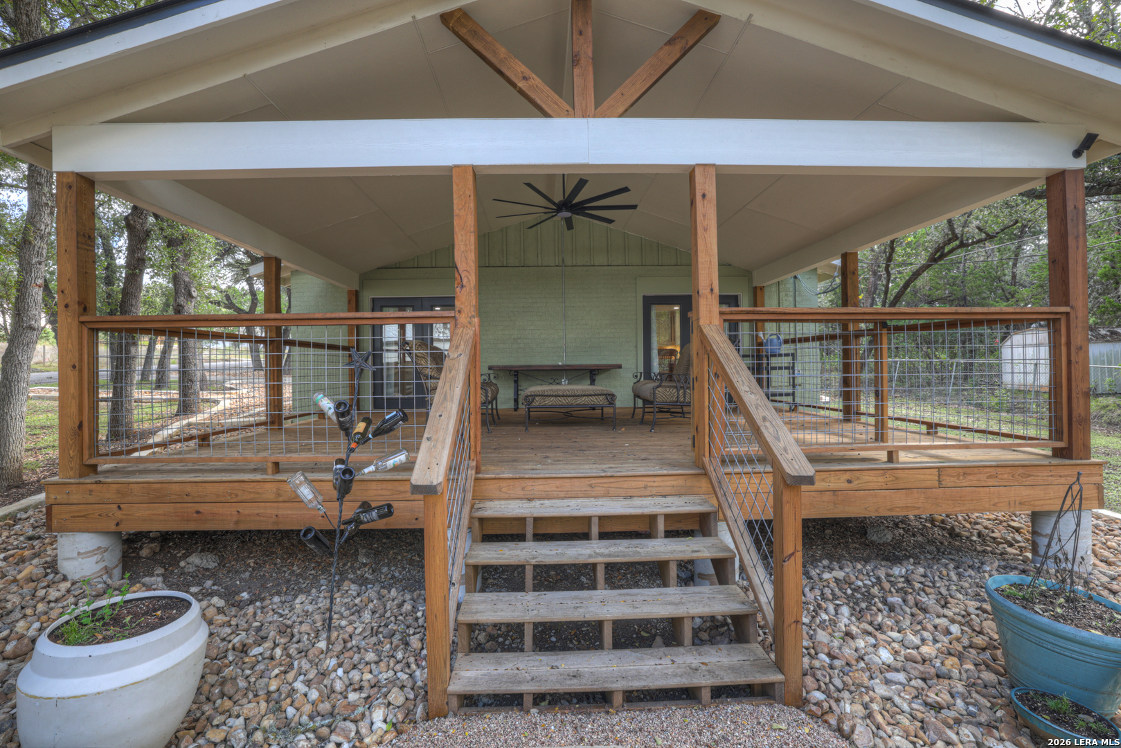 767 VALLEY OAKS DR, Canyon Lake, TX 78133