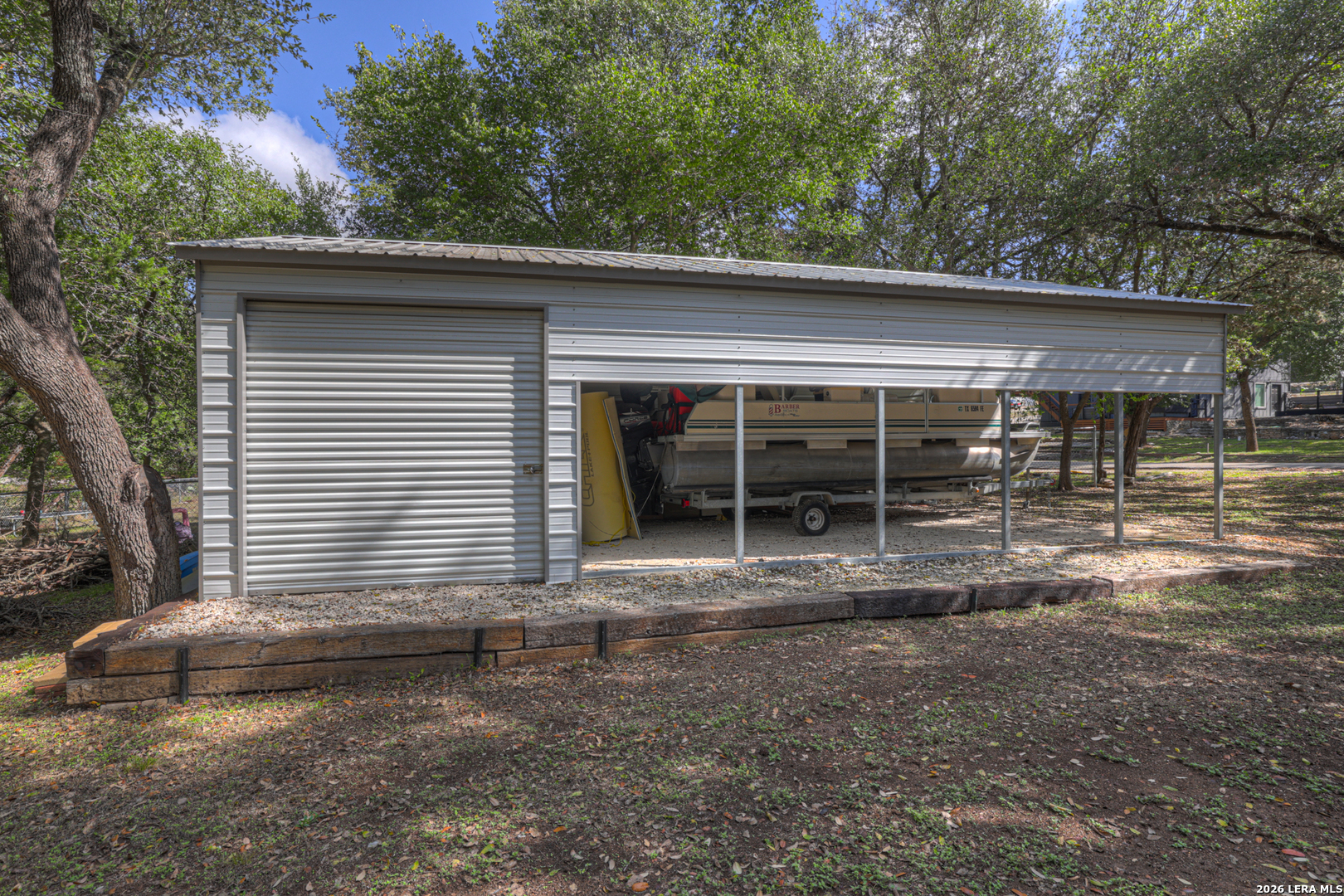 767 VALLEY OAKS DR, Canyon Lake, TX 78133
