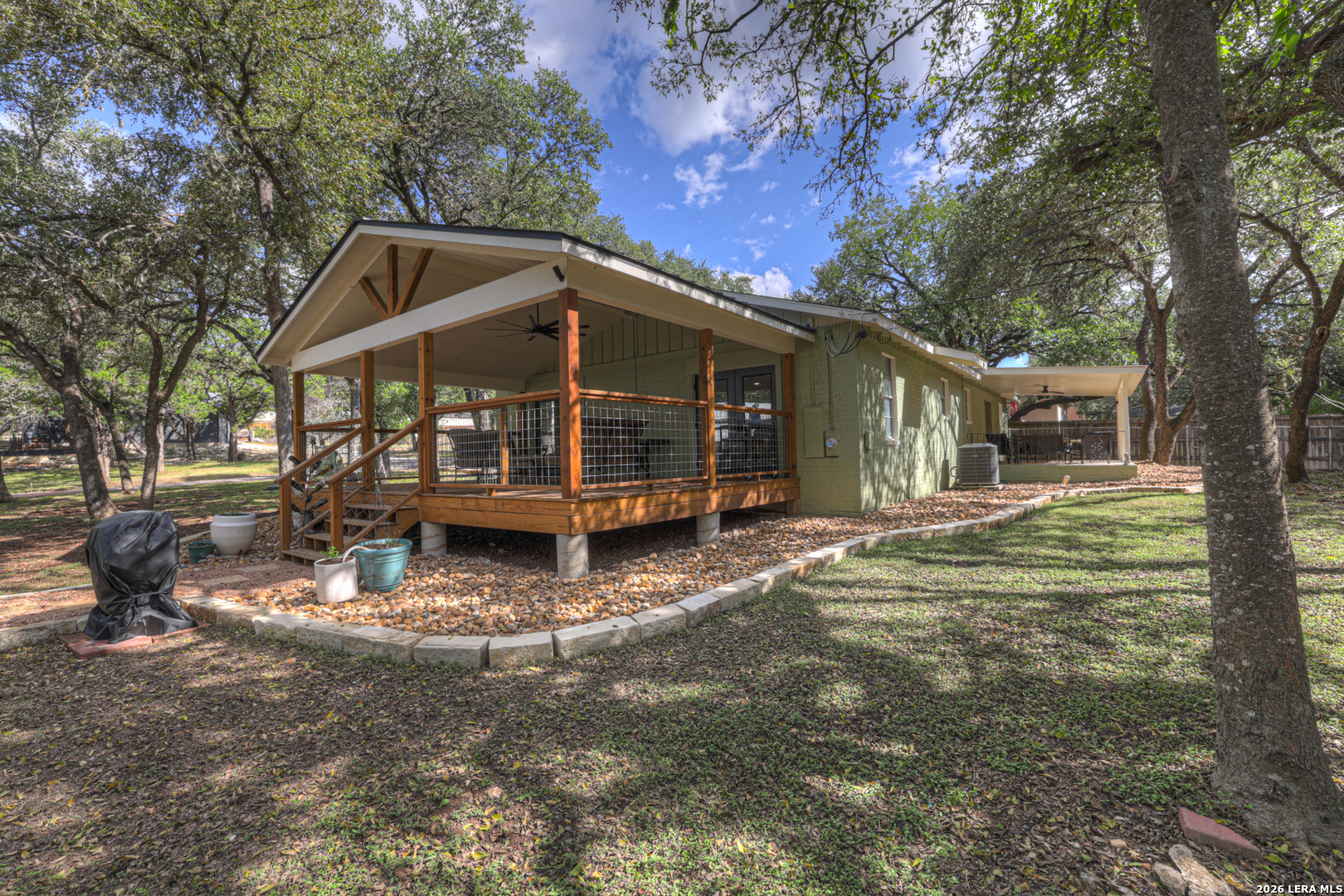 767 VALLEY OAKS DR, Canyon Lake, TX 78133