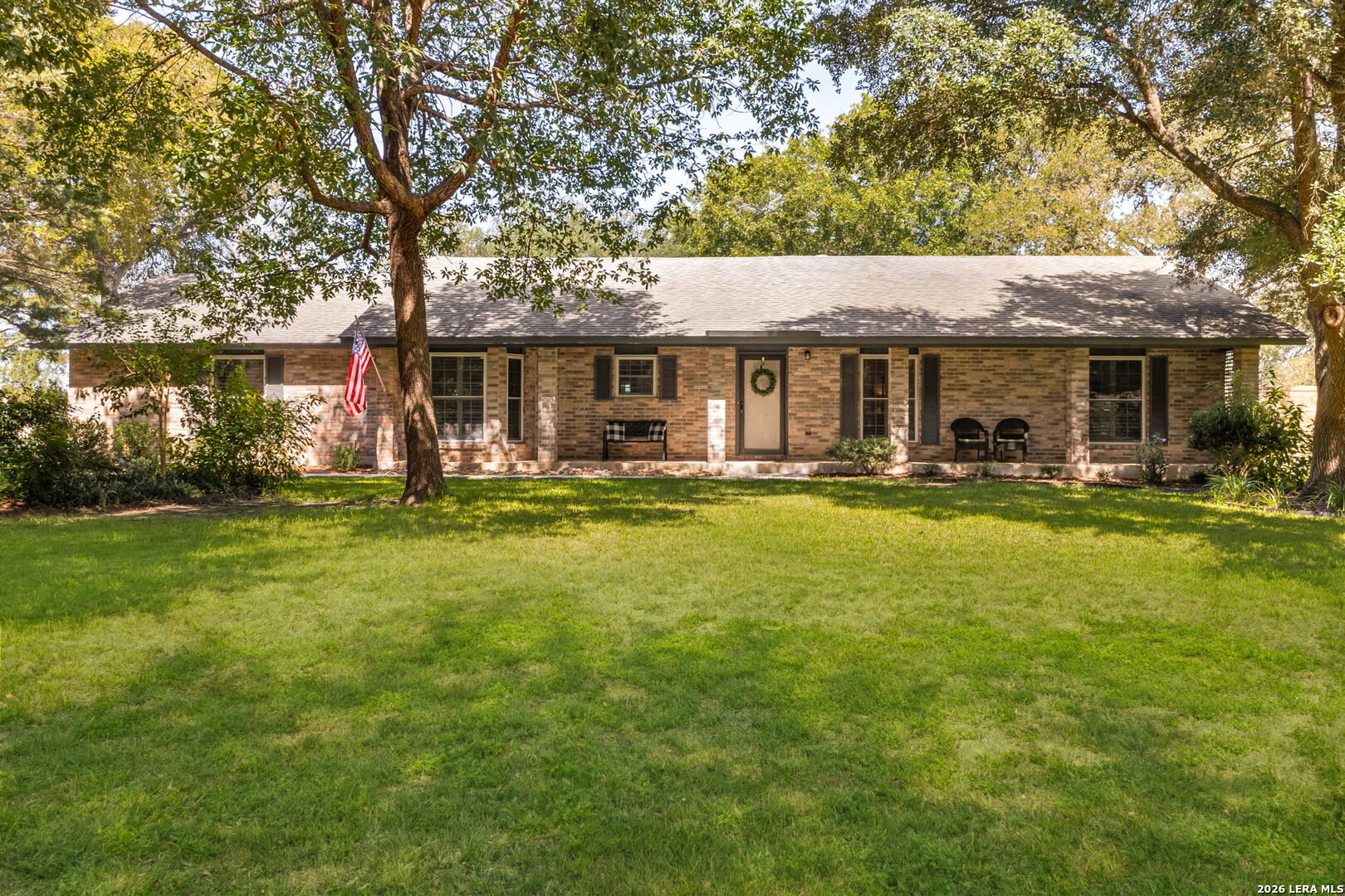 Property photo for 228 LONE OAK ST, Seguin, TX