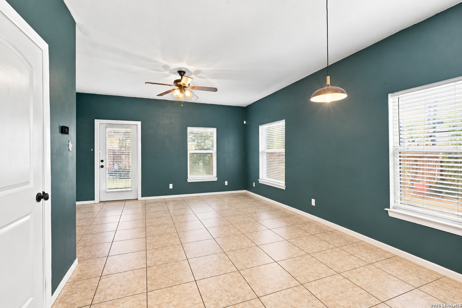 6738 UTOPIA HTS, San Antonio, TX 78223