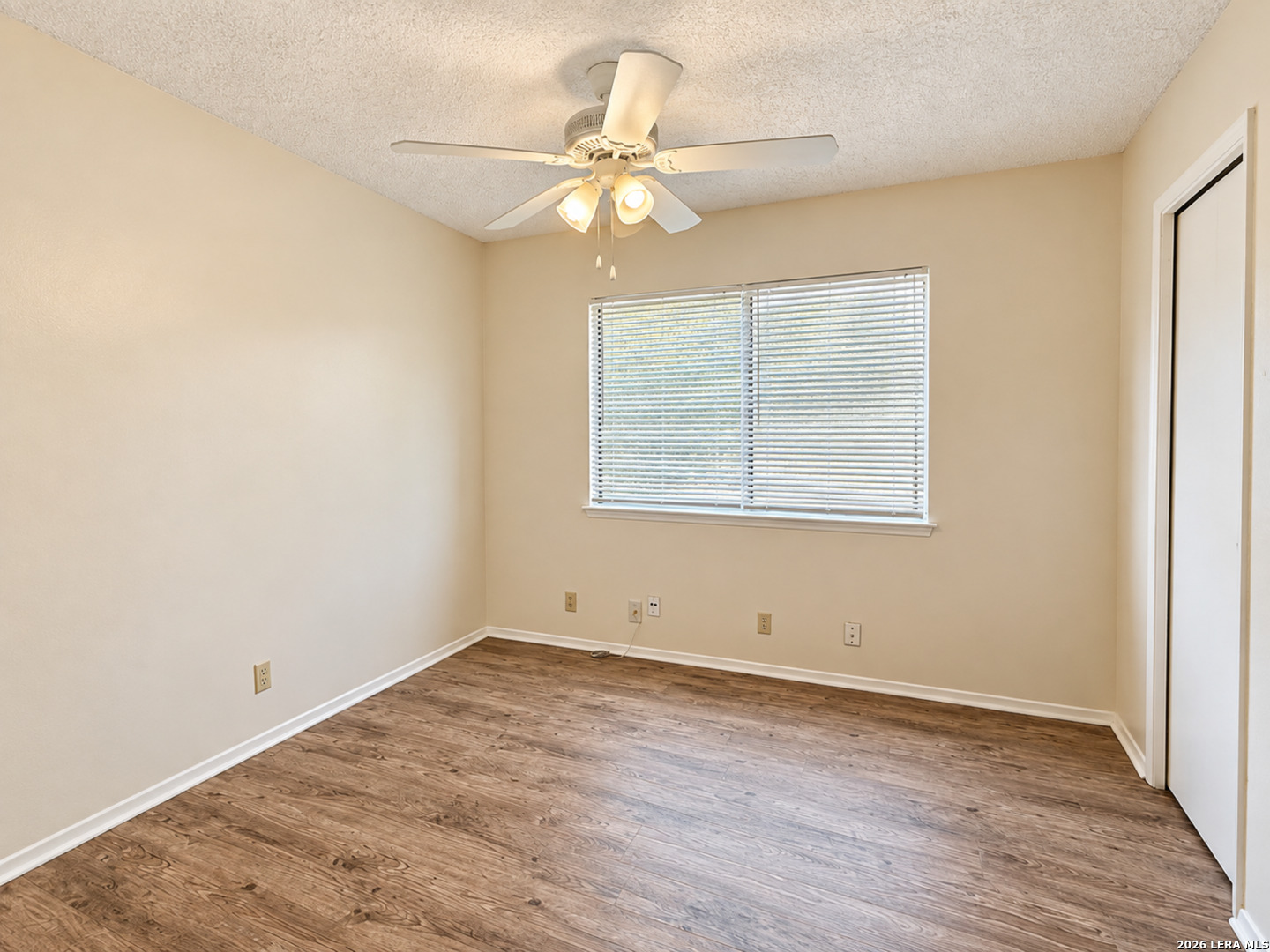 8030 ECHO WIND ST, San Antonio, TX 78250