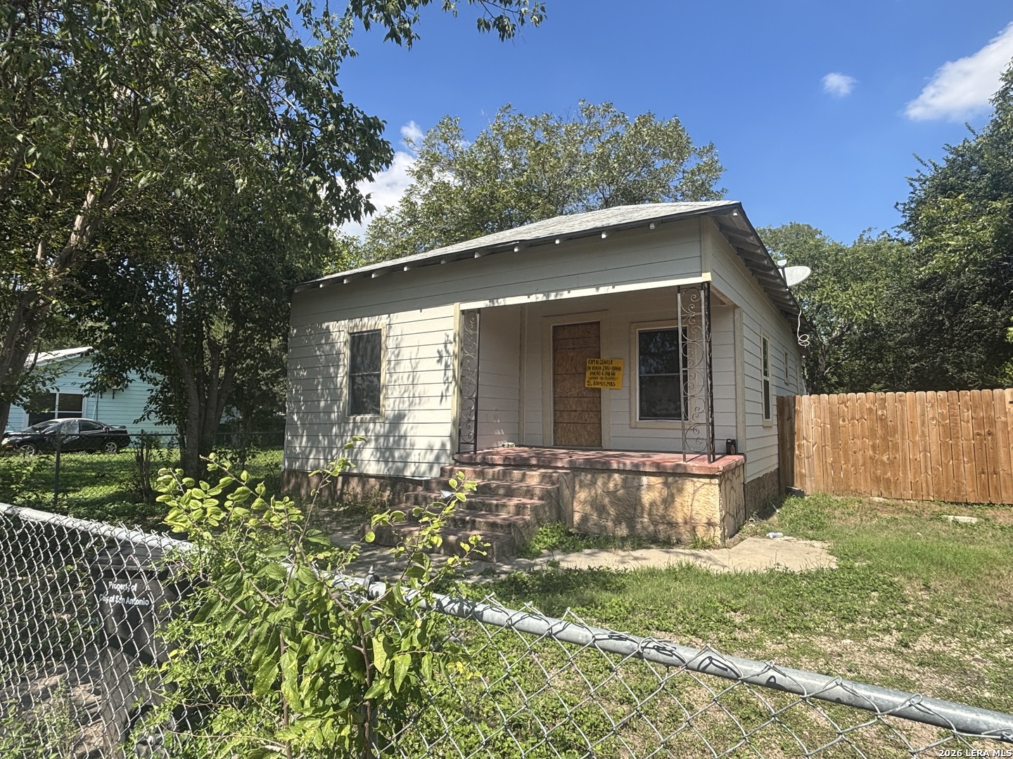 Property photo for 1019 CENTER ST, San Antonio, TX