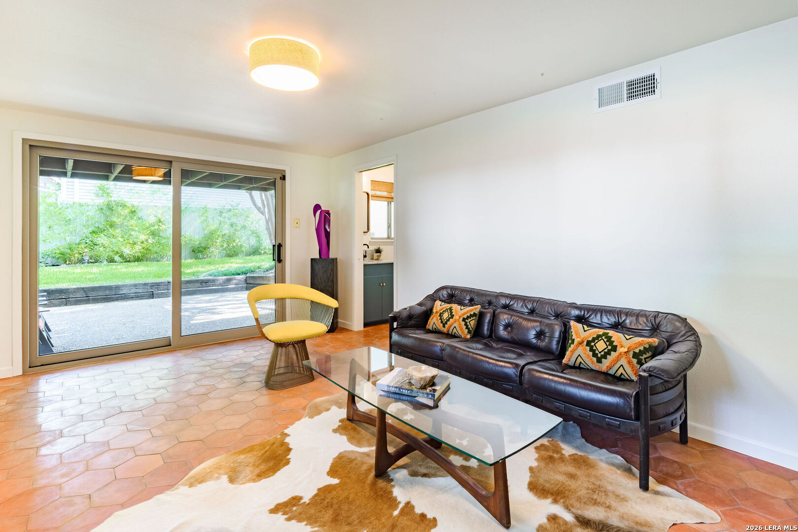 221 Ogden Ln, Alamoheights, TX 78209