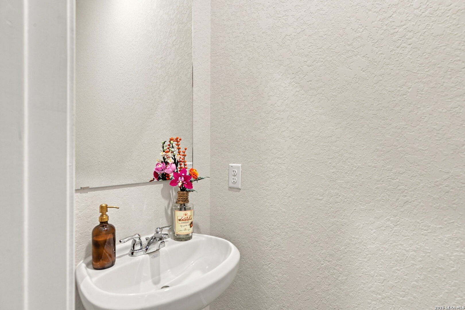 10503 Pinova, San Antonio, TX 78252
