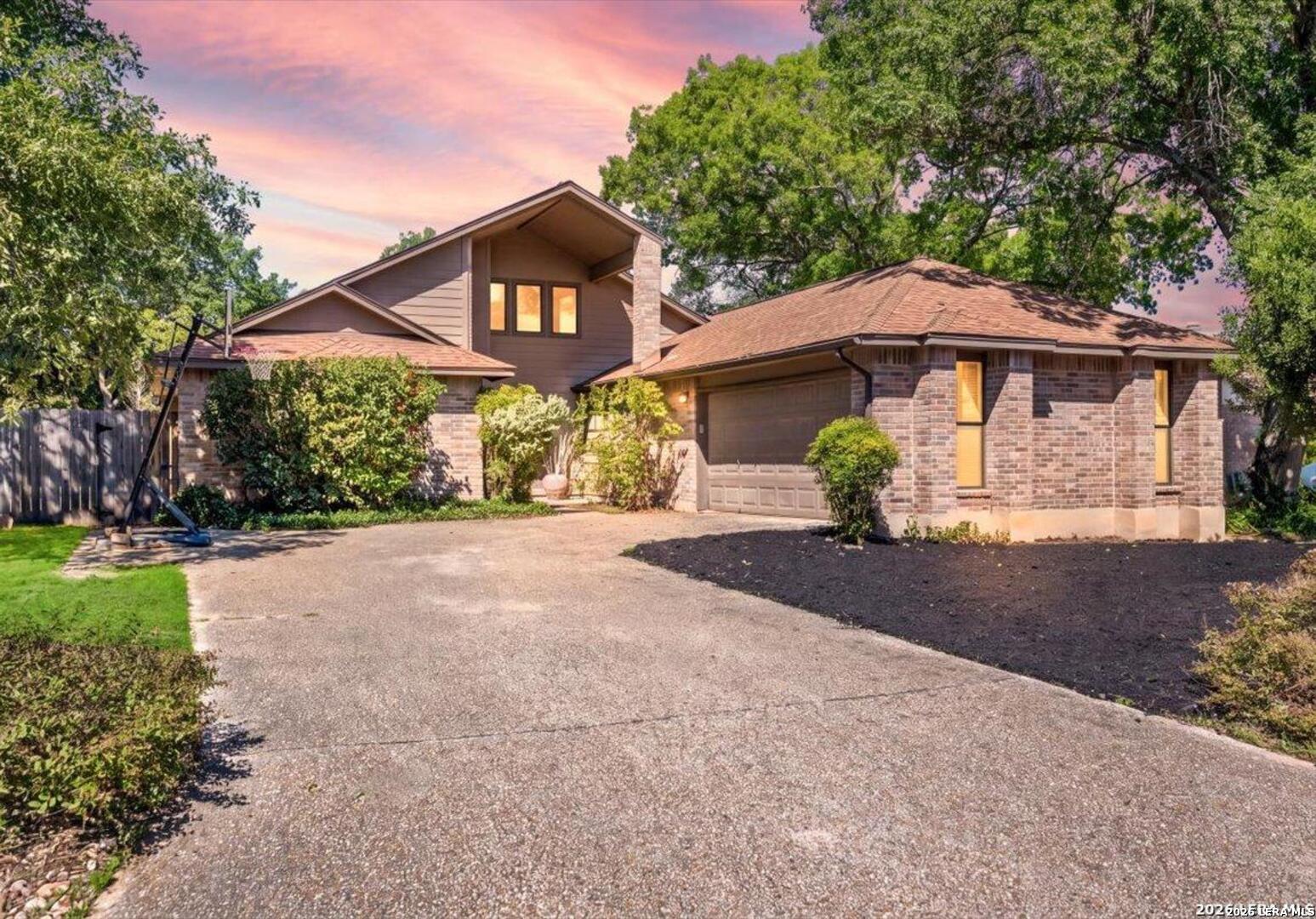 Property photo for 1715 Encino Crst, San Antonio, TX