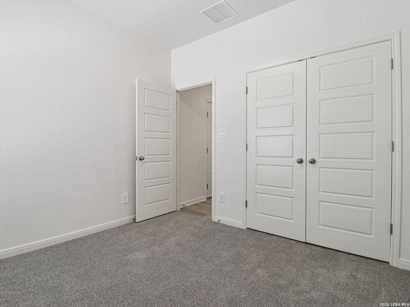 1243 NIKOS HOLW, San Antonio, TX 78245