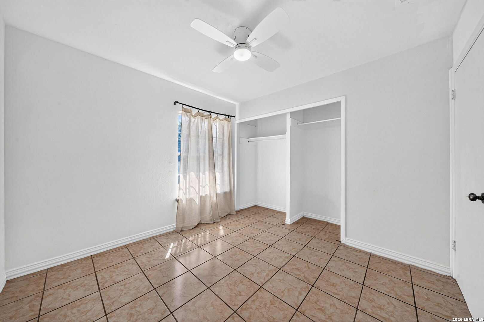 9719 QUICKSILVER DR, San Antonio, TX 78245