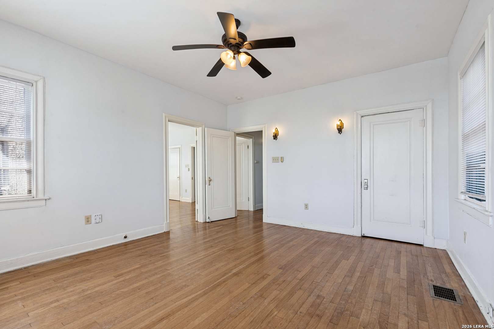 1511 W MISTLETOE AVE, #1, San Antonio, TX 78201