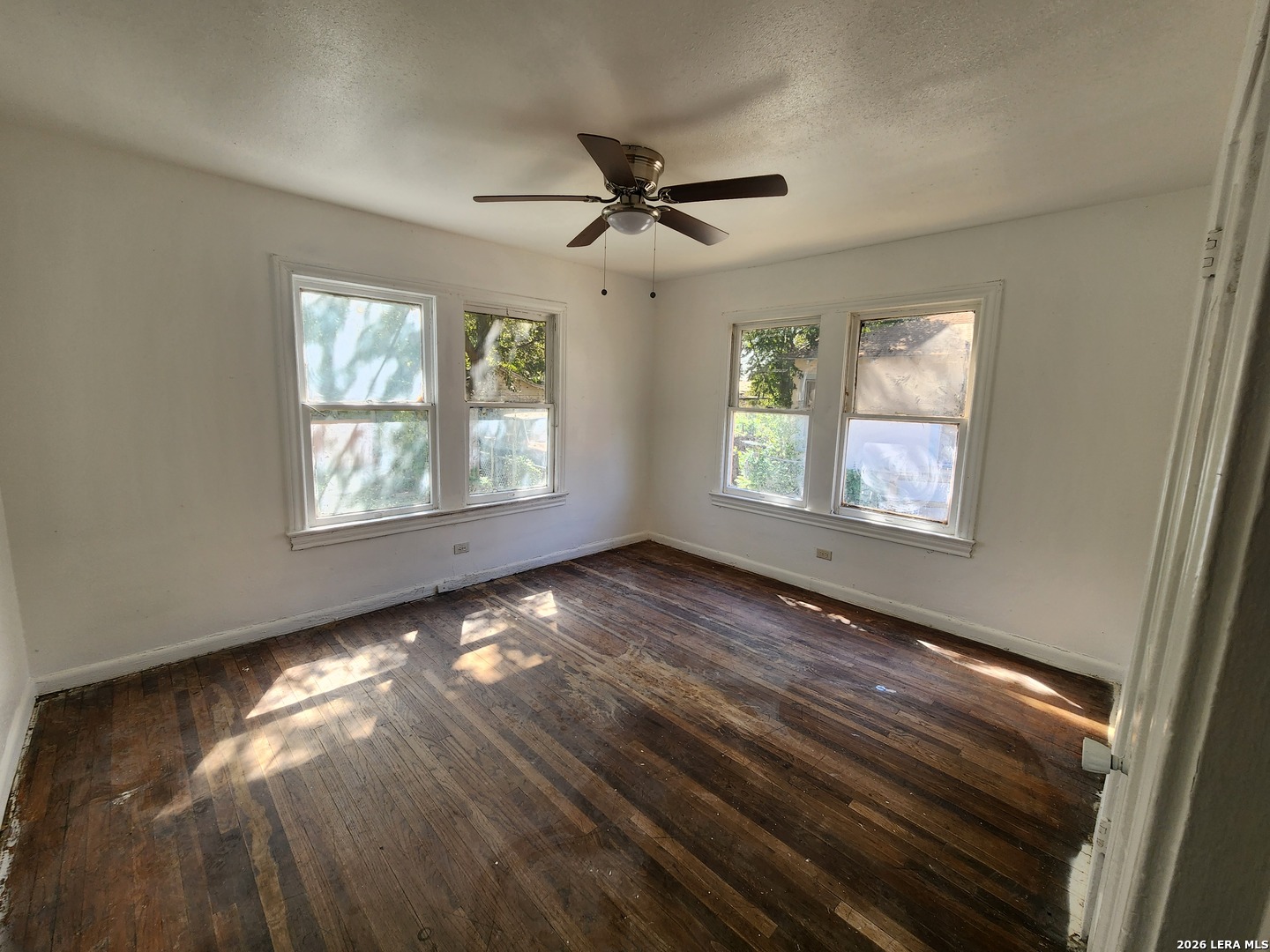 942 SCHLEY AVE, San Antonio, TX 78210