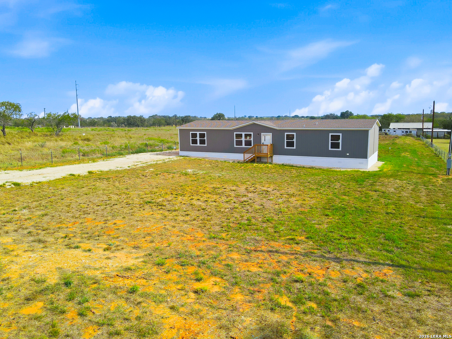 Property photo for 95 County Road 403, Floresville, TX