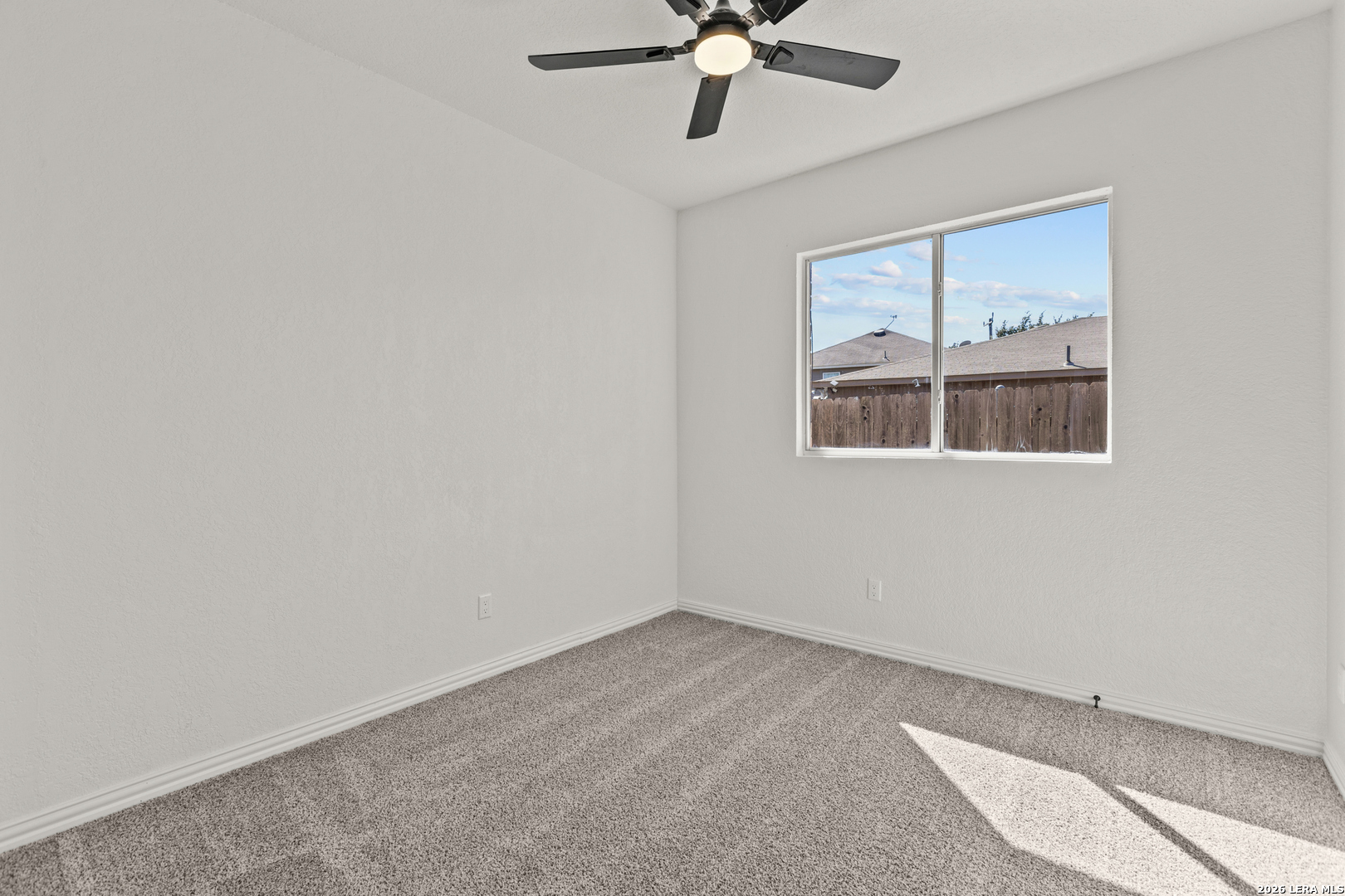 7502 CAMINO MNR, Boerne, TX 78015