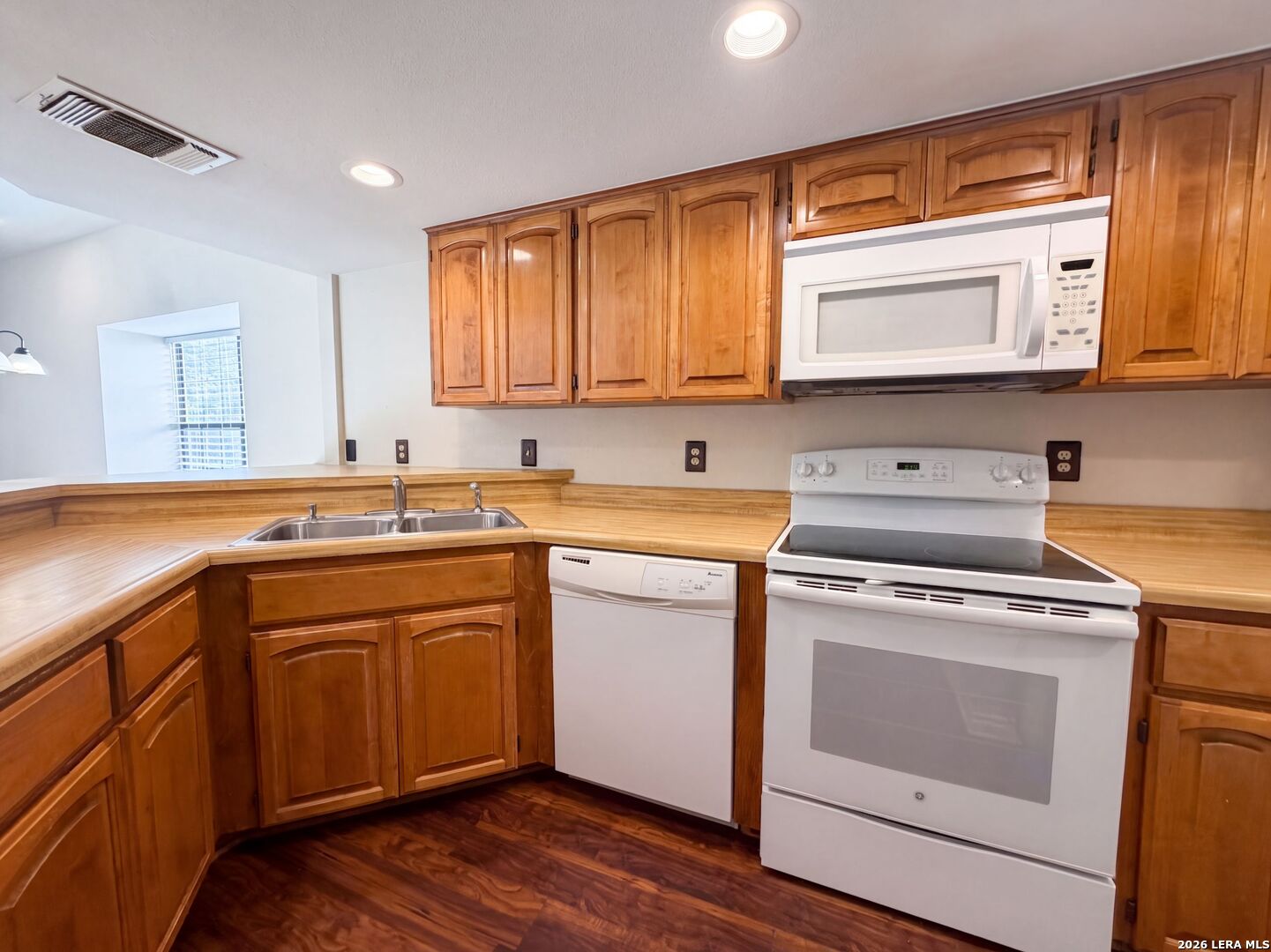474 SEELE ST, #6B, New Braunfels, TX 78130
