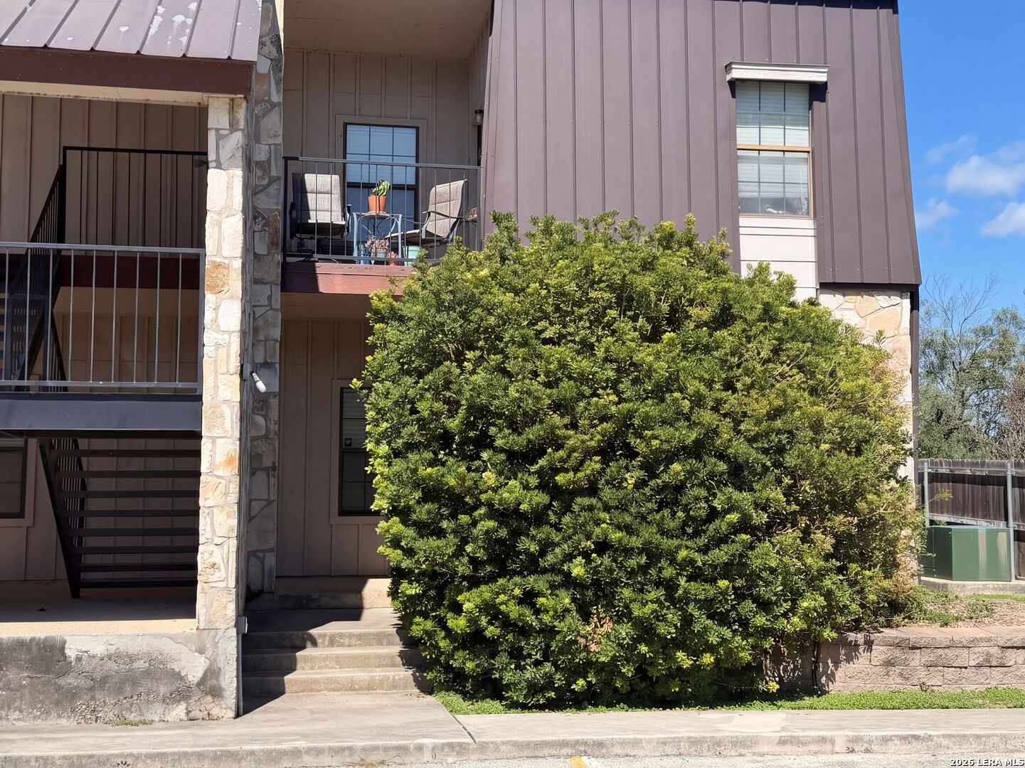 474 SEELE ST, #6B, New Braunfels, TX 78130