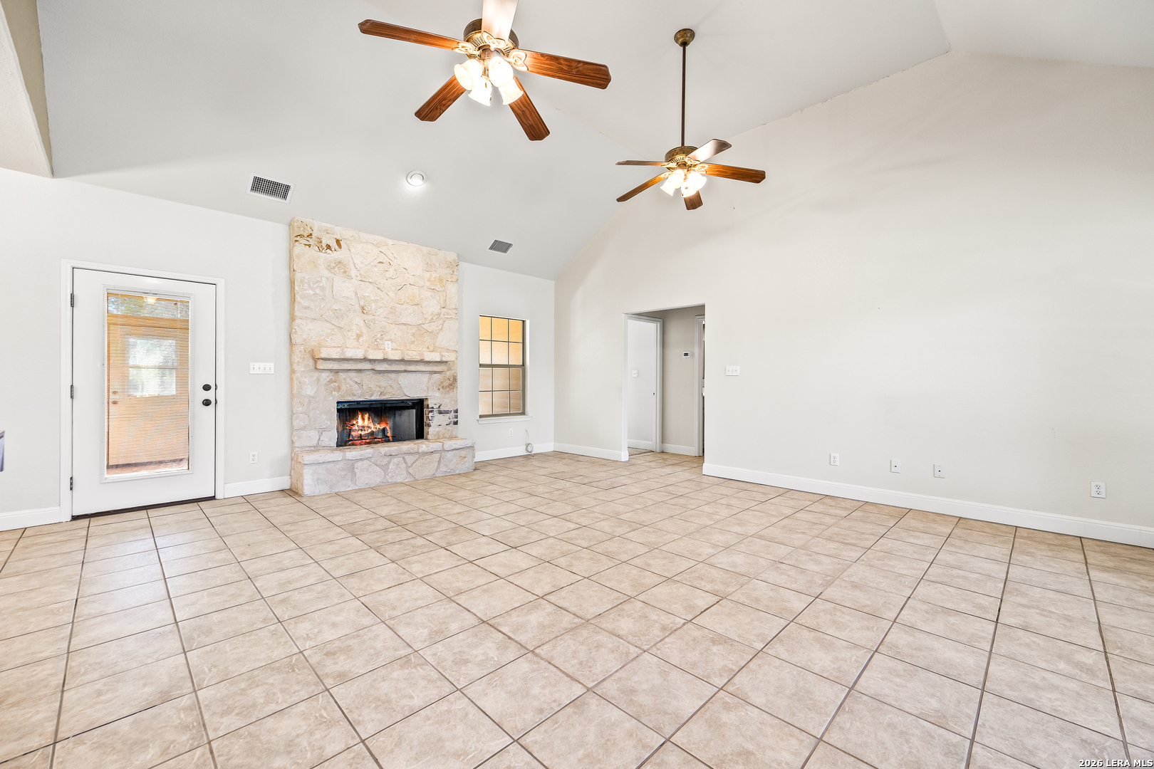 828 County Road 334, Stockdale, TX 78160