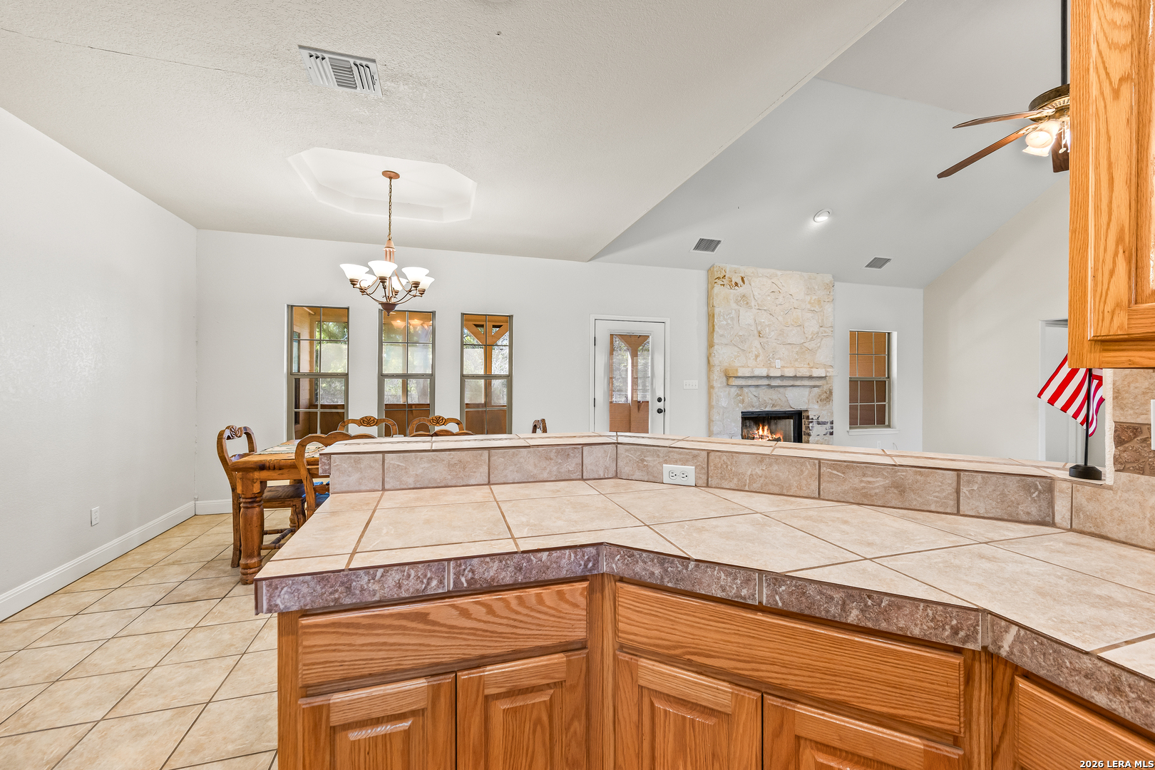 828 County Road 334, Stockdale, TX 78160