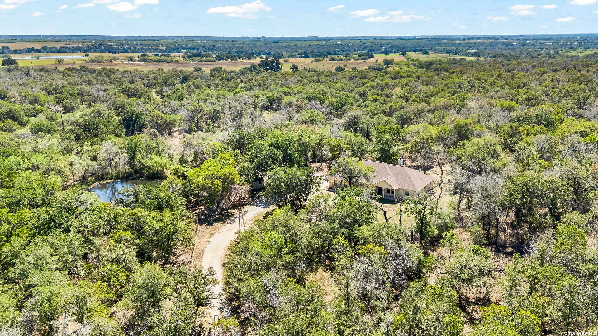 828 County Road 334, Stockdale, TX 78160