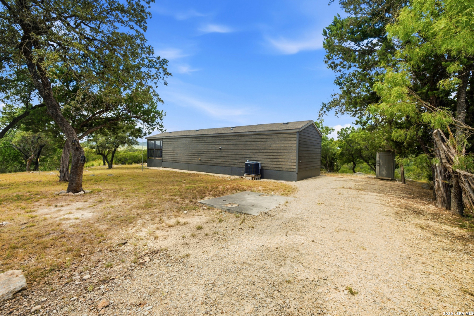 333 SPANISH OAK DR, Bandera, TX 78003