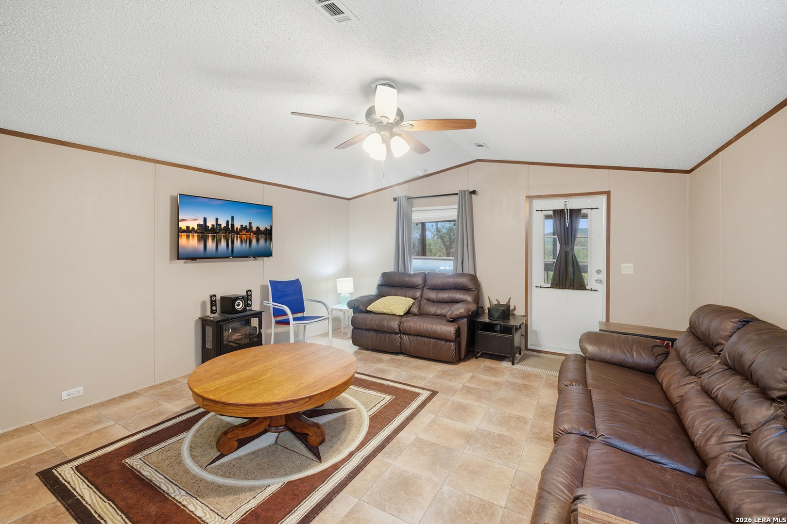 333 SPANISH OAK DR, Bandera, TX 78003
