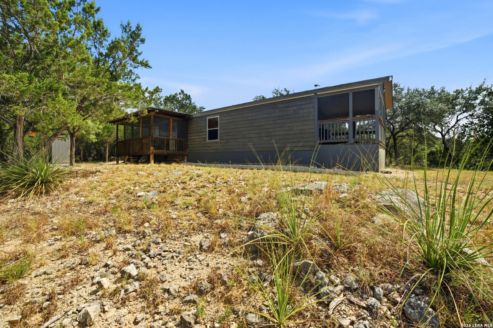 333 SPANISH OAK DR, Bandera, TX 78003