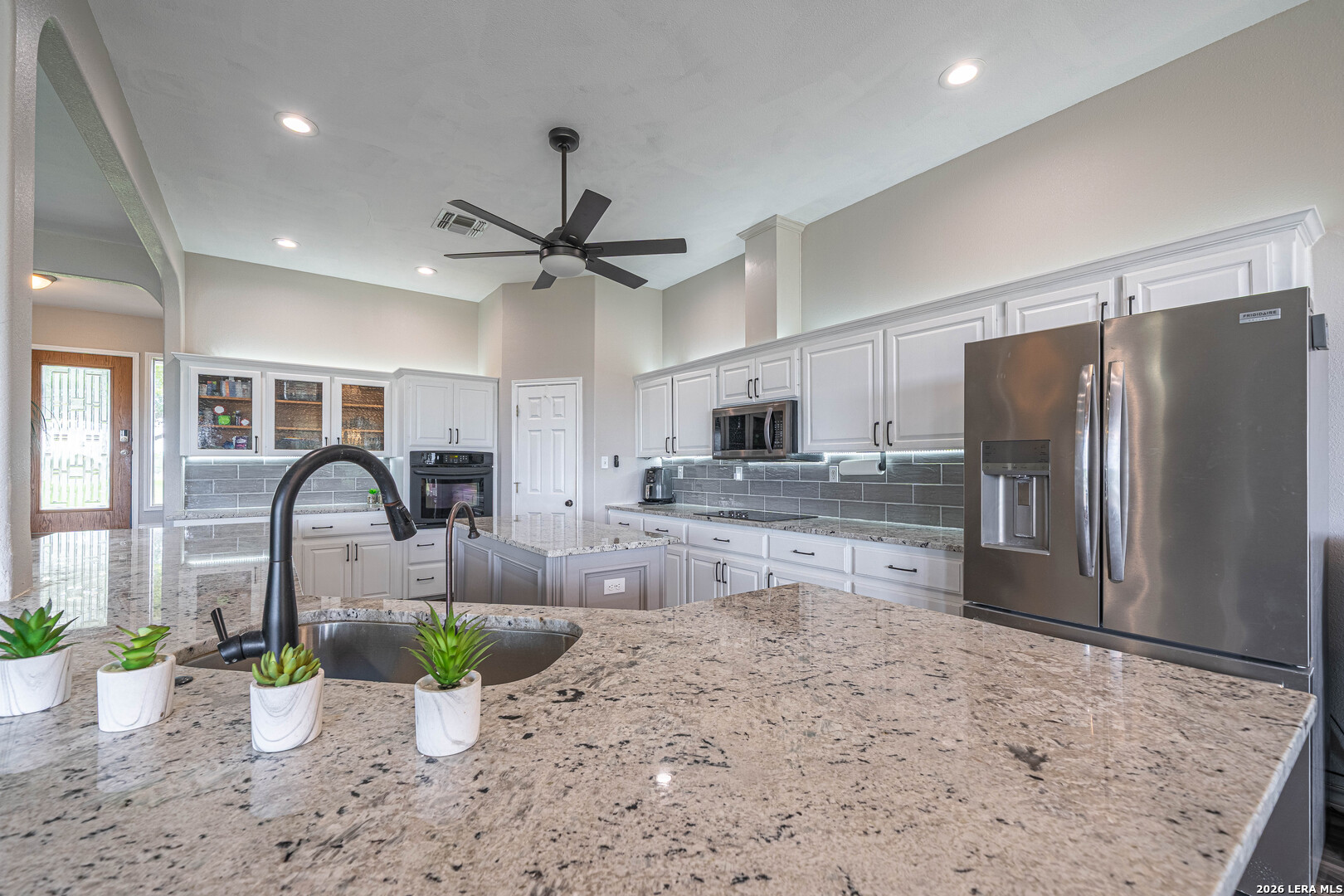 165 DAVID CIR, Sandia, TX 78383