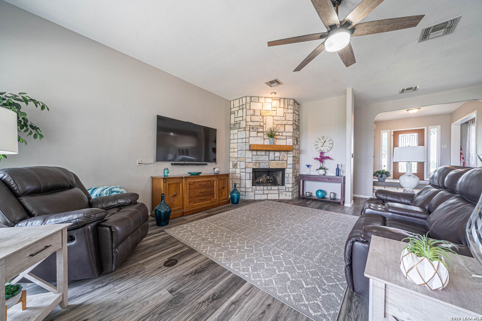 165 DAVID CIR, Sandia, TX 78383