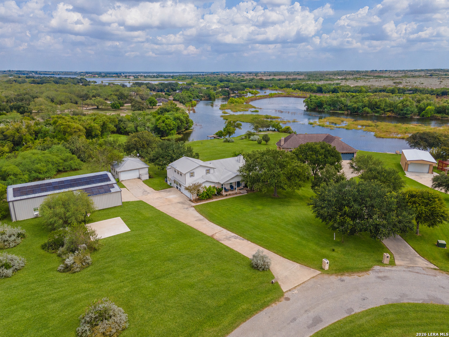 Property photo for 165 DAVID CIR, Sandia, TX