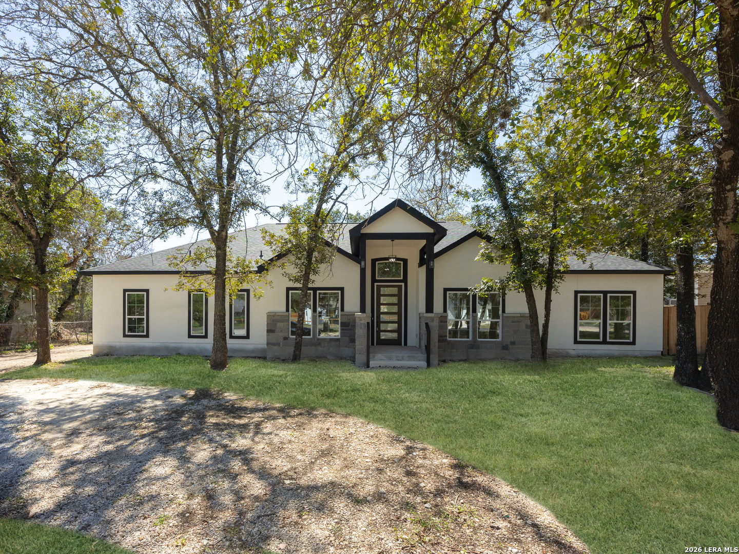 Property photo for 3814 Waterwood Pass Dr, Elmendorf, TX