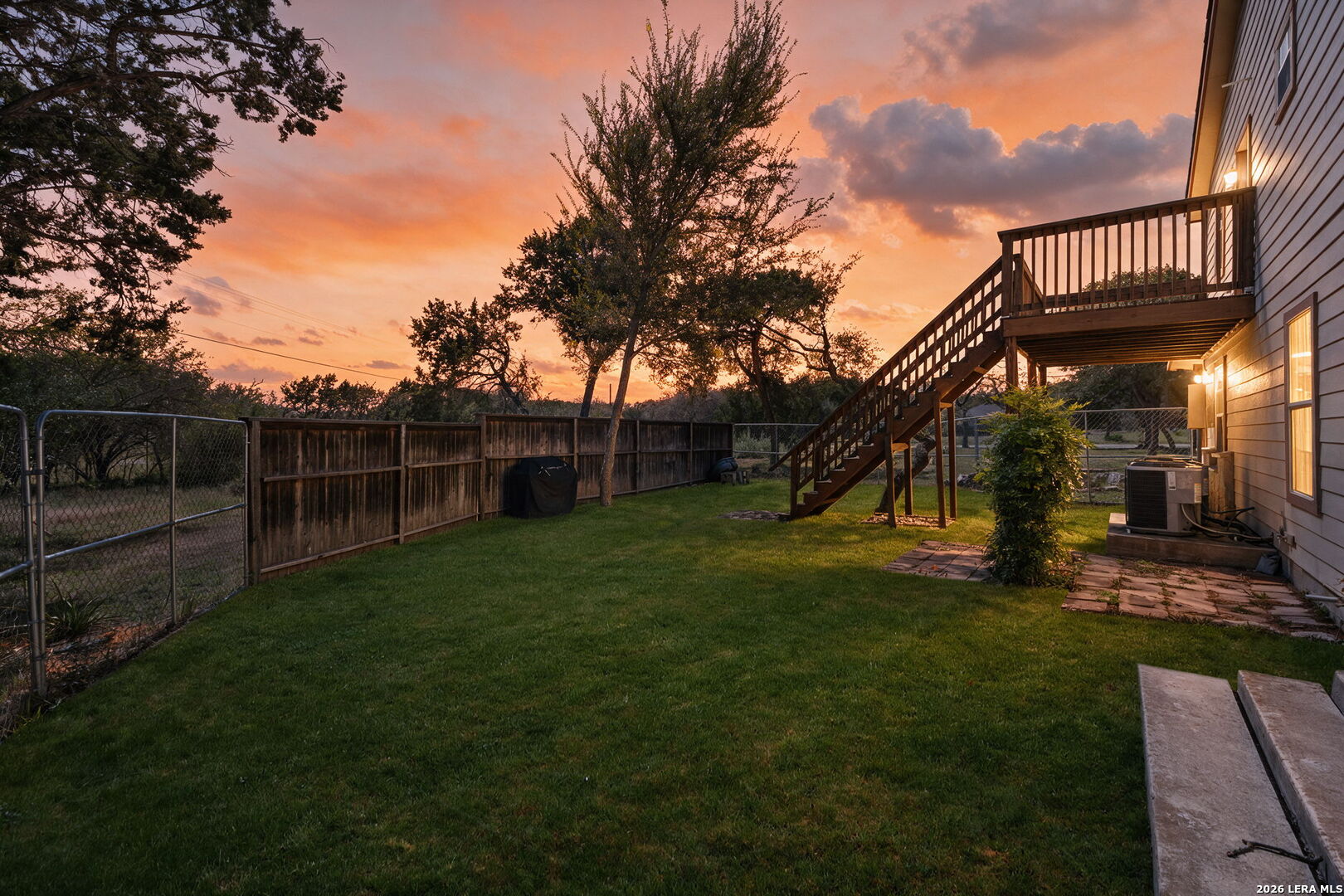 138 Comanche Path, Bandera, TX 78003