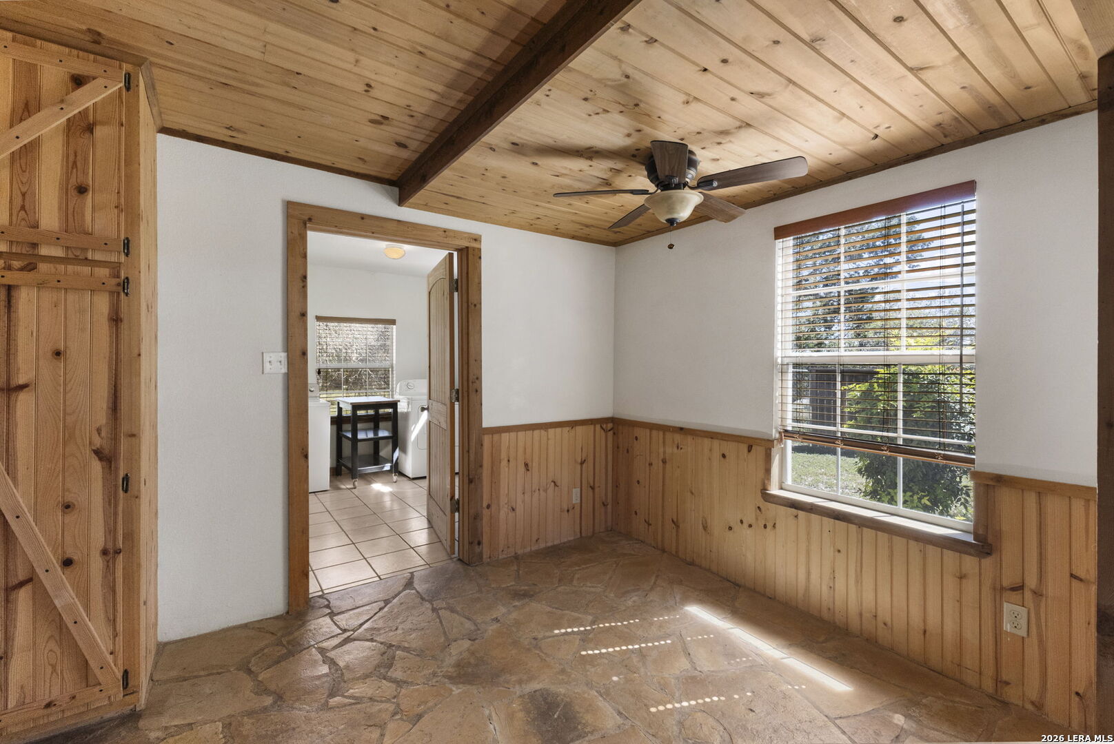 138 Comanche Path, Bandera, TX 78003