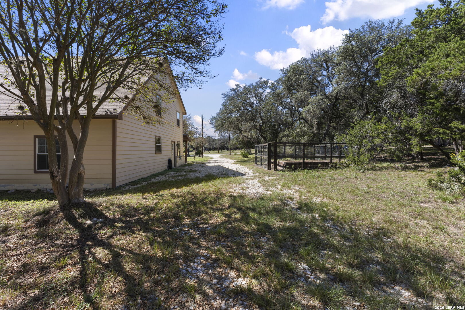 138 Comanche Path, Bandera, TX 78003