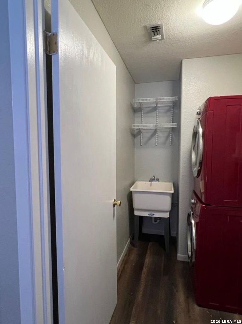 1969 Roberto Manuel Cir, Eagle Pass, TX 78852