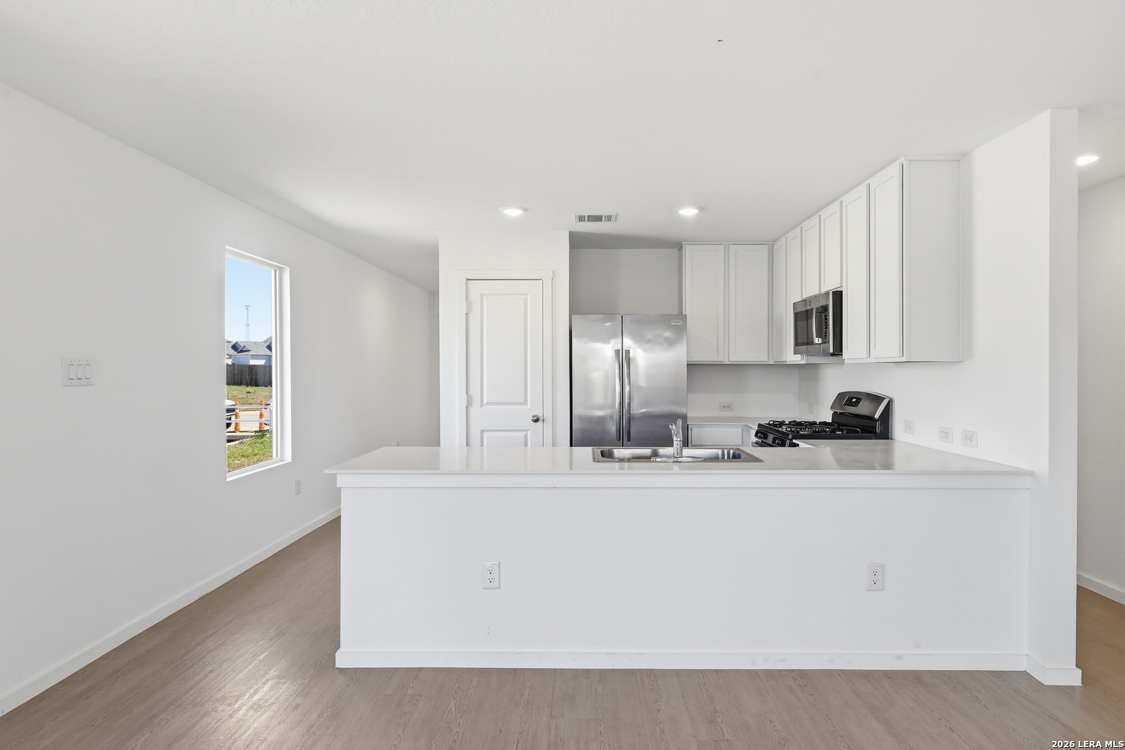 14803 ONYX PL, Elmendorf, TX 78112