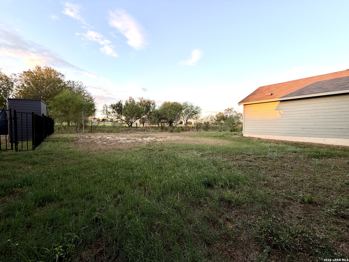 1123 JANZEN RD, San Antonio, TX 78221