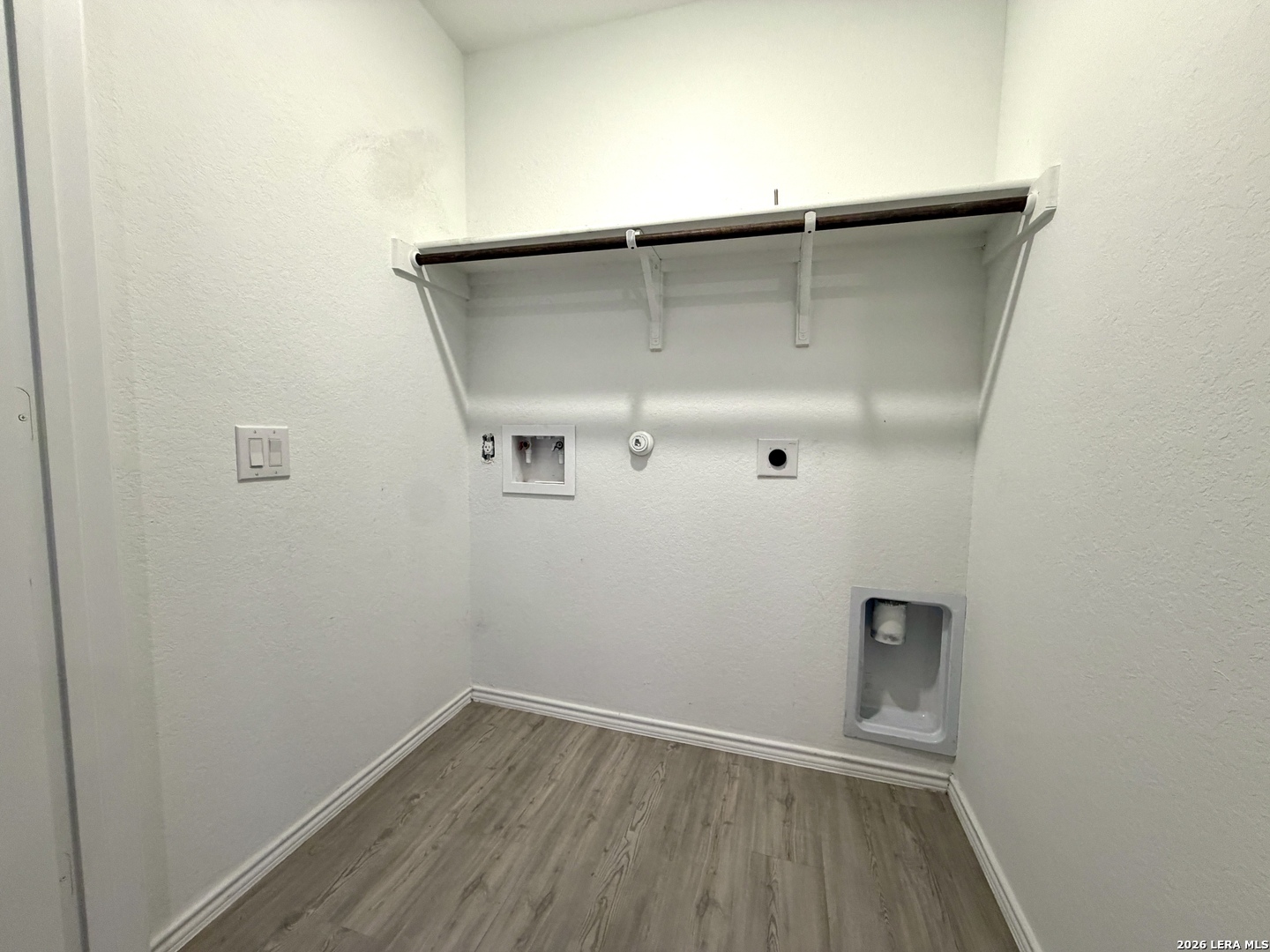 1123 JANZEN RD, San Antonio, TX 78221