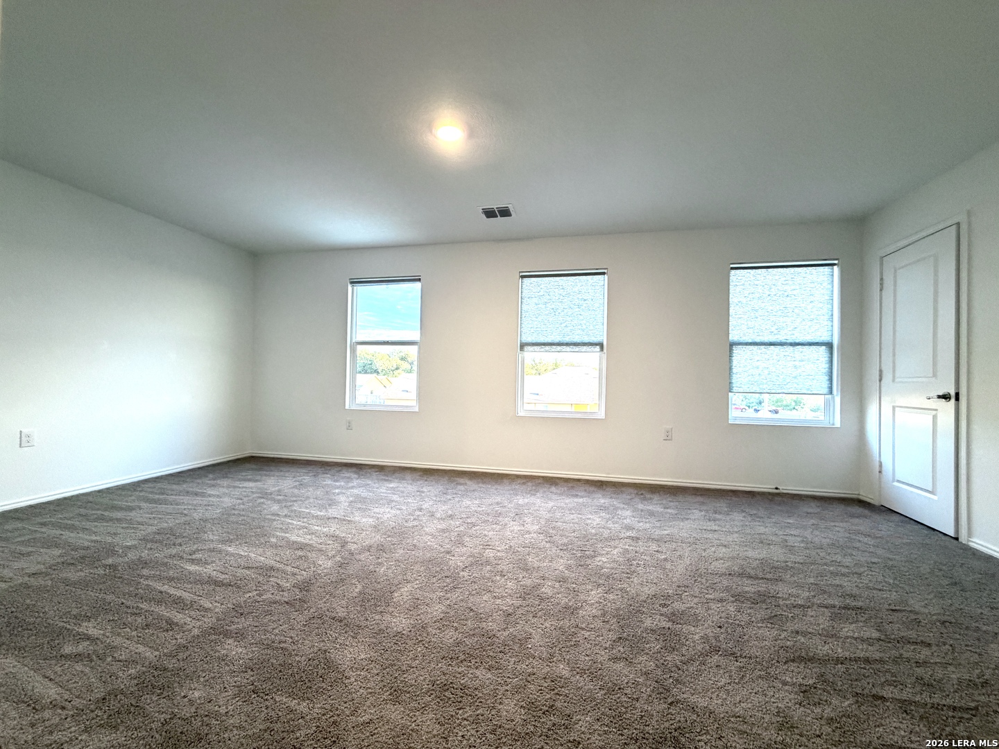1123 JANZEN RD, San Antonio, TX 78221