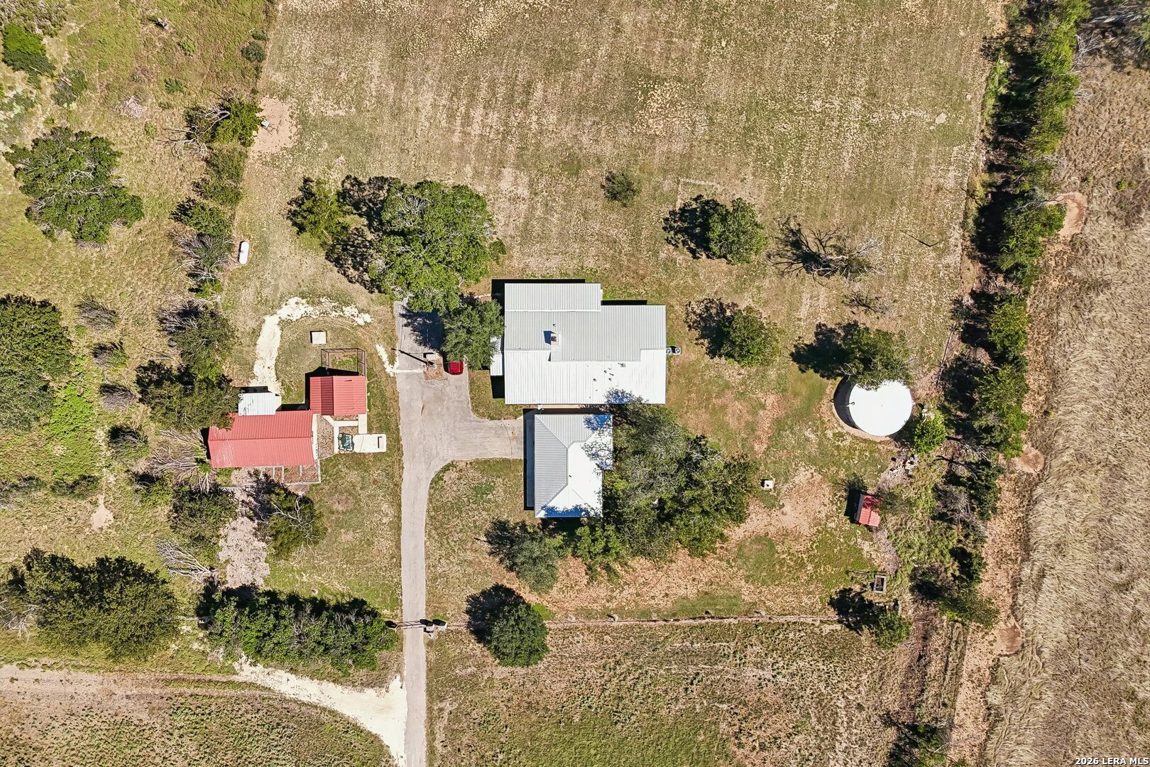 24 Edmiston Ln, Comfort, TX 78013